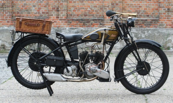 1 James Model 12 500cc 1928